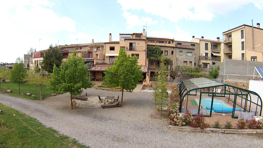 Cal Pastor Hostal La Pobla de Cervoles Exterior foto