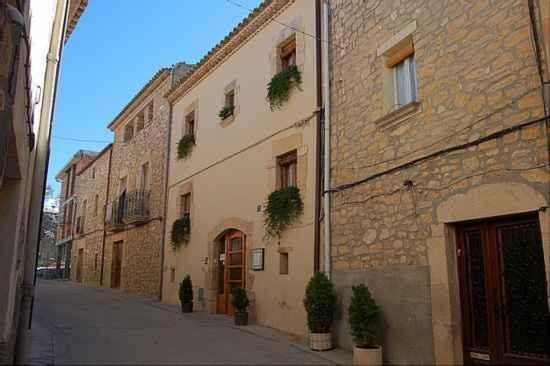 Cal Pastor Hostal La Pobla de Cervoles Exterior foto